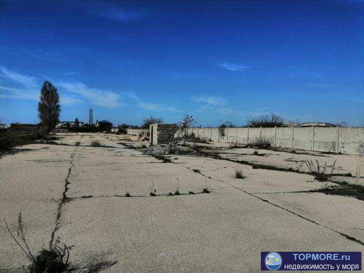 Без комиссии агентству!!  Сдается открытая  г. Севастополь, ул.Отрадная, площадка 1000 кв.м. Отличные подъездные пути... - 2