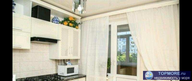 Продается двухкомнатная квартира.  В отличном чешском блочном доме. стены 40 см. Второй этаж в 8 этажном доме с...