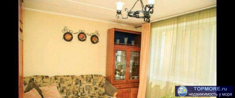 Продается двухкомнатная квартира.  В отличном чешском блочном доме. стены 40 см. Второй этаж в 8 этажном доме с... - 2