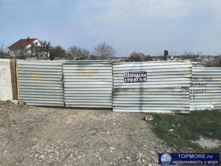 Продается участок 6 соток, промышленного назначения, на самой оживленной улице при въезде в город. ул. Городское...