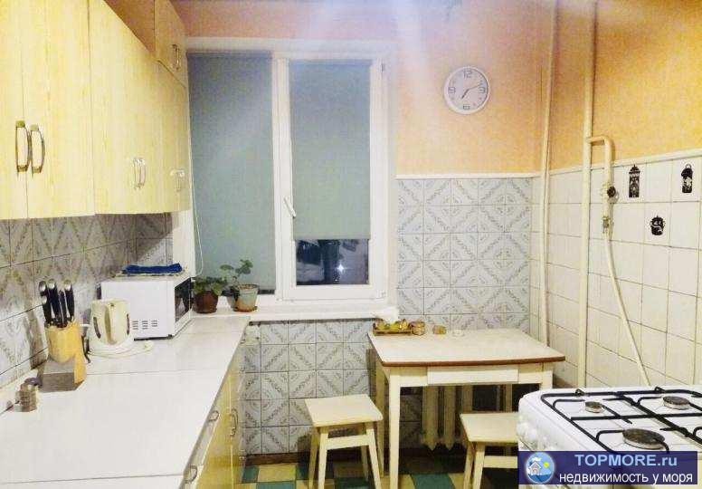 Продается четырехкомнатная квартира в развитом районе Стрелке.   Прямая продажа. Квартира находится в девятиэтажном... - 2