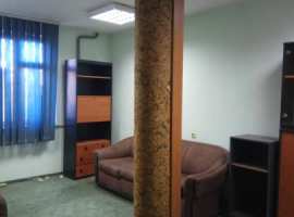 Продаётся офисное помещение 180 кв.м. на цокольном этаже...