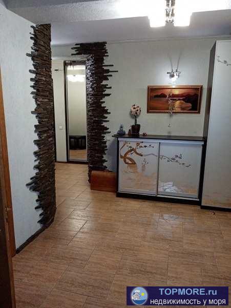 Если Вы хотите приобрести комфортную, просторную, трёхкомнатную квартиру в добротном, новом доме рядом с морем, то...