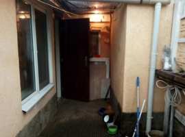 Продается двухкомнатная квартира. Вода в доме, отопление...