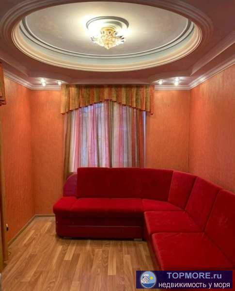 Продается уютная 2х комнатная квартира с евроремонтом в элитном районе. Полностью укомплектована бытовой техникой и... - 2