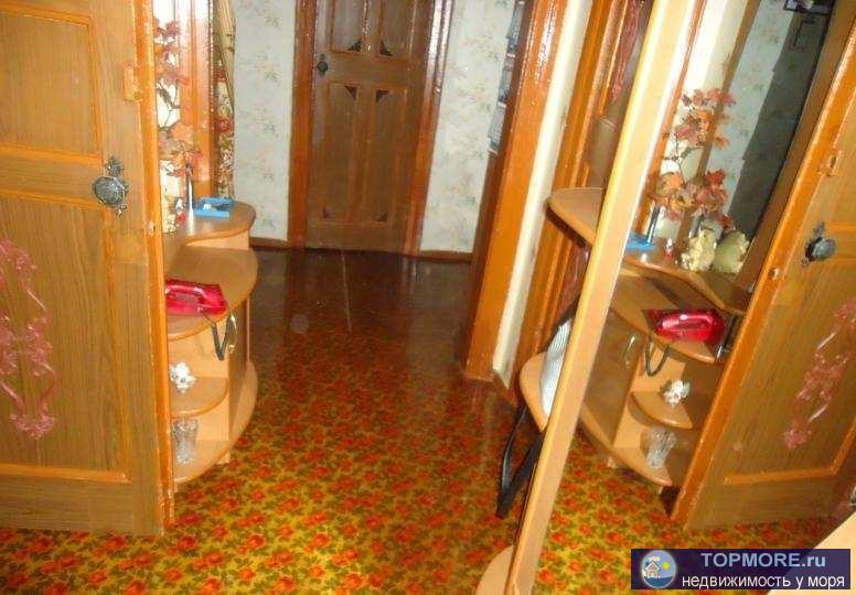 Продается трехкомнатная  квартира 69 кв.м в хорошем 'сталинском' доме, на  улице Терещенко, 18.. Первый этаж... - 1