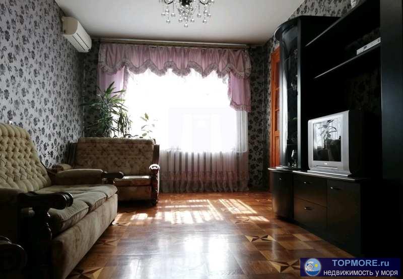 Продается четырехкомнатная квартира 2\9 эт.дома самый комфортный этаж для счастливой жизни.ул.Бела Куна...