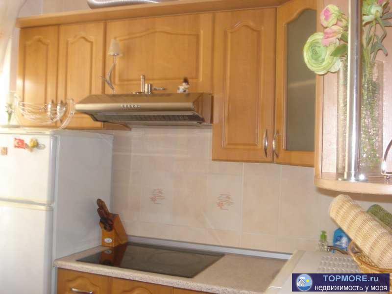 Сдается однокомнатная квартира на втором  этаже в Севастополе на Северной стороне.  Квартира чистая, теплая,... - 1