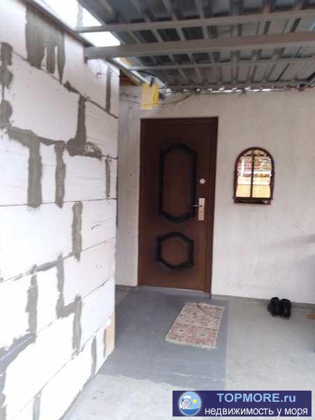 Продается  отличный новый дом в поселке Орловка, качинское шоссе.  Дом состоит из двух этажей. Все коммуникации... - 1