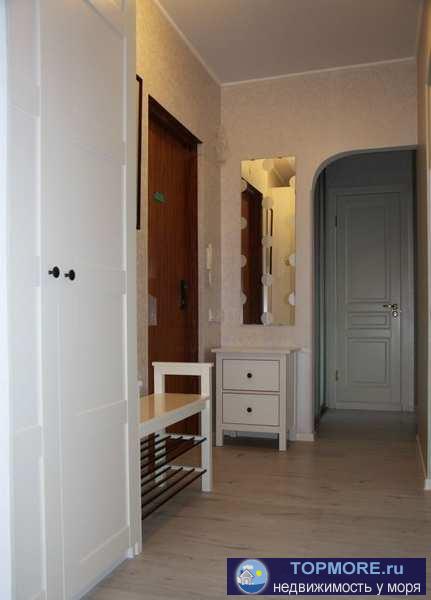 Продается двухкомнатная квартира с ремонтом и мебелью. Использованы экологически чистые и дорогие материалы. Все окна... - 1