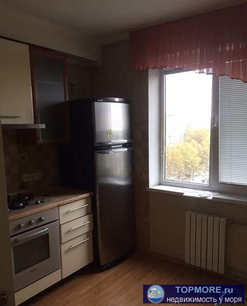 Продается однокомнатная просторная квартира. Очень тёплая и светлая. Удобная транспортная развязка. Развита... - 2