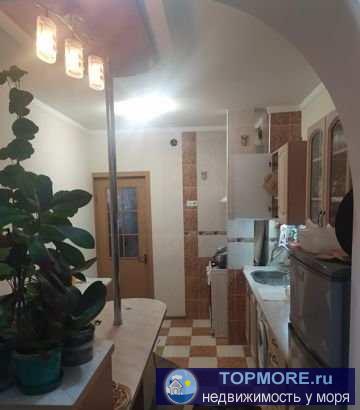 Продается трехкомнатная квартира, в хорошем спальном районе.  Квартира очень тёплая и уютная, расположена в середине... - 2