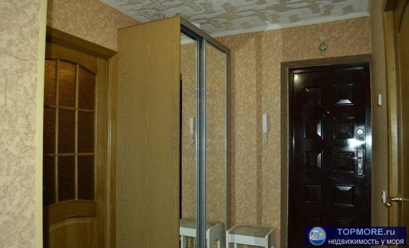 Продаётся трехкомнатная квартира, в хорошем состоянии. Крыша не течет. Снаружи стены утеплены. Центрально отопление.... - 1