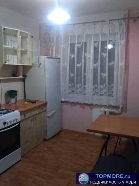 Сдается просторная трехкомнатная квартира в отличном районе. В Квартире предусмотрено все для комфортного проживание.... - 2