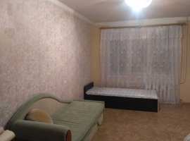 Сдается просторная трехкомнатная квартира в отличном районе. В...