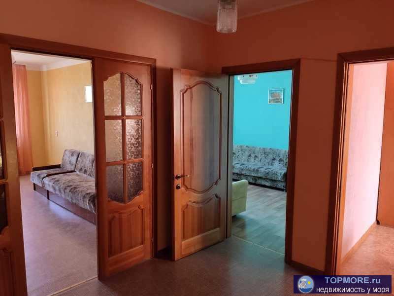 Сдается просторная  трехкомнатная квартира для большой семью 74.5 кв.м Две лоджии по 4.5 квадрата. Все условия для...