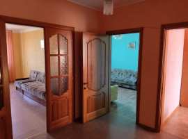 Сдается просторная  трехкомнатная квартира для большой семью 74.5...