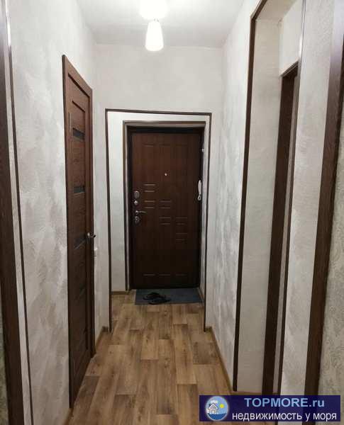 Продаётся однокомнатная квартира с произведенным косметическим ремонтом, который делался недавно, окна... - 2