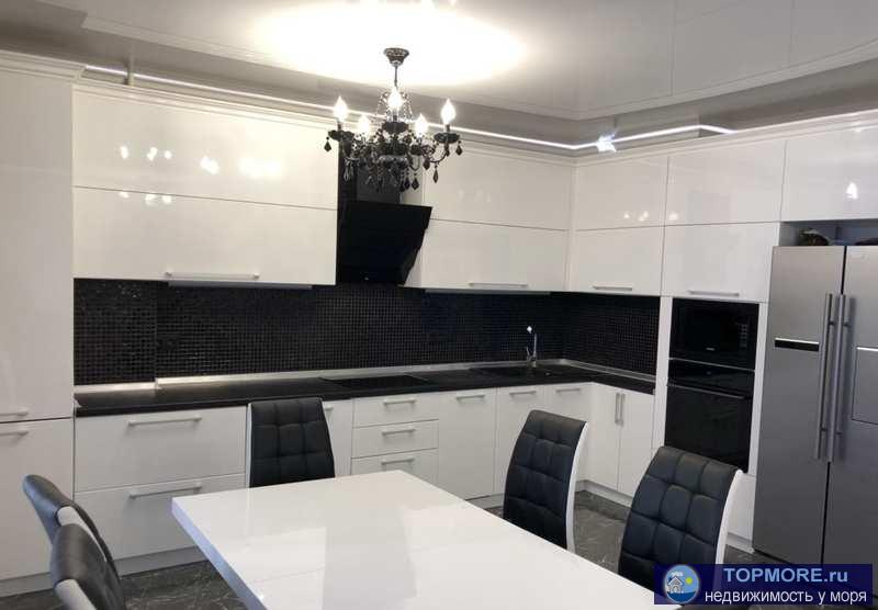 Внимание! Это то самое место, где Ваша мечта воплотится в жизнь!!!   В квартире сделан отличный дизайнерский ремонт:...