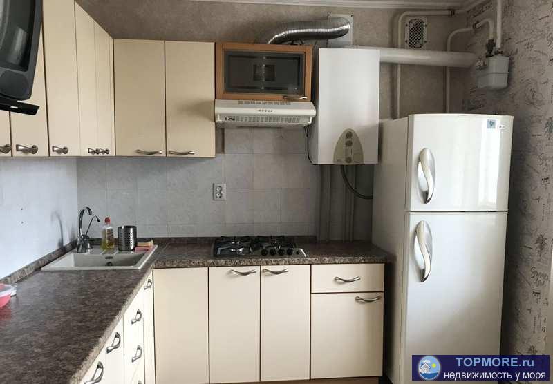 Сдаётся трёхкомнатная квартира на длительный срок. В квартире 2 спальни и гостинная. В комнатах 2 кондиционера, 2... - 2