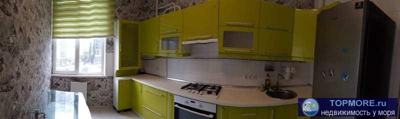 В продаже двухкомнатная,светлая, уютная квартира.  Находится на первом этаже, под которым цокольный полноценный этаж... - 2