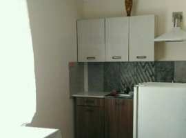 Сдаётся светлая просторная квартира с мебелью и всей необходимой...