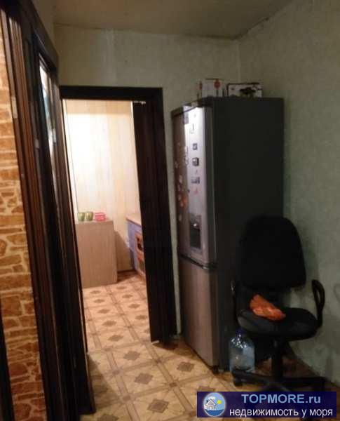 Продается однокомнатная просторная квартира по ул. Гоголя/Дзюбанова, угловая, очень теплая, ламинат, м/п окна, новая... - 1