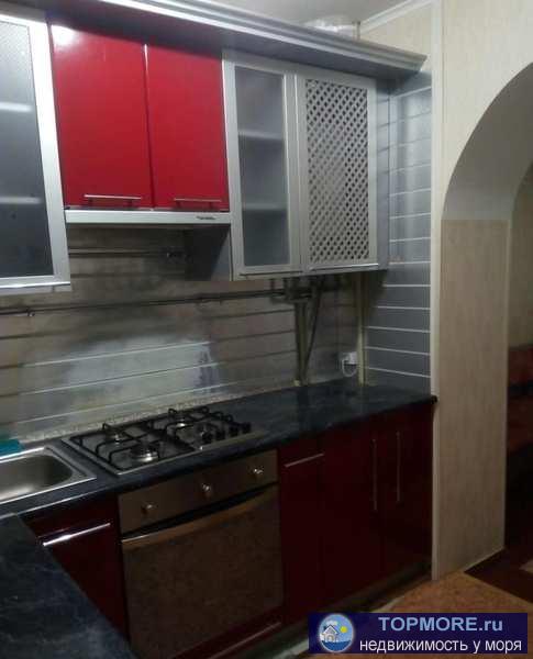 Сдается! Уютная квартиру в центре с мебелью и бытовой техникой. Отличное состояние. Свой огороженный дворик с...