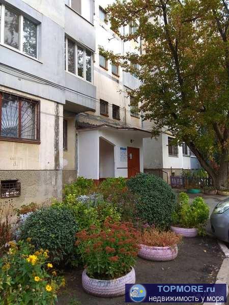 Продается в спальном районе 3- комнатная квартира на ул .Героев Сталинграда. Просторная 67 кв .м. Жилые комнаты...