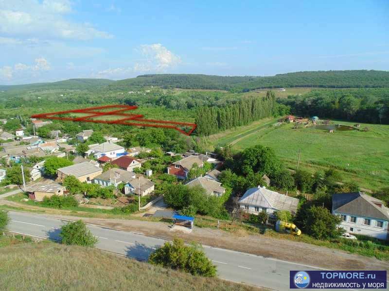 Продаётся земельный участок 10 соток в п.Фруктовое Нахимовский район Севастополя !  Рядом речка, сад! Тихое спокойное...