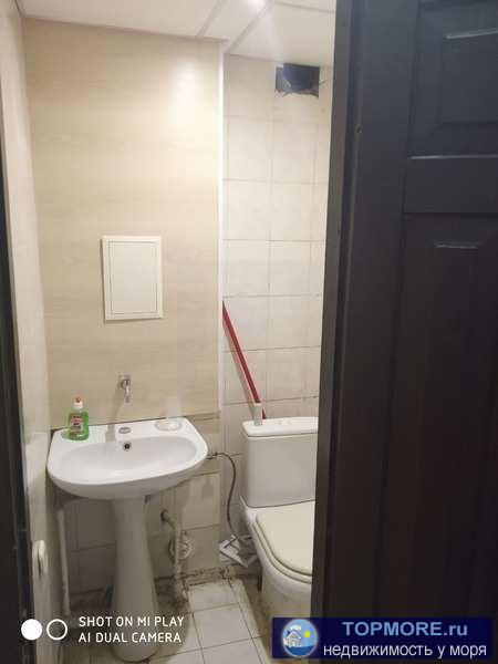 В центре города сдается торгово-офисное помещение в самом центре города!  Первая линия!  Место проходное, удобная... - 1