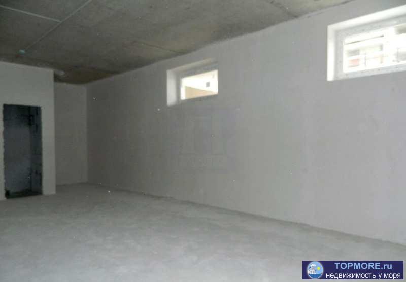 Нежилое Помещение свободного назначения, общая площадь 44 кв м, без ремонта. Помещение можно разделить на отдельные... - 1