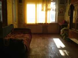 Продается уютная 3х комнатная квартира в жилом состоянии в тихом...