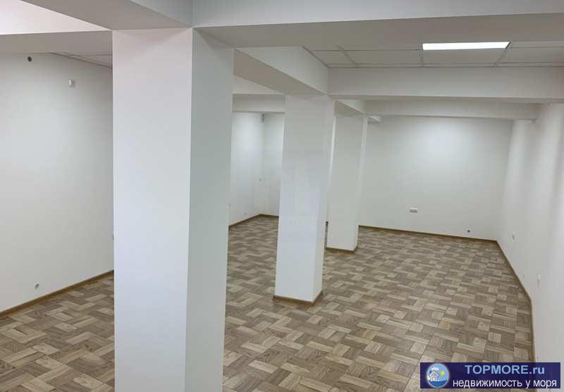 Продается  помещение свободного назначения в самом историческом и туристическом центре города  с отличным трафиком.... - 1