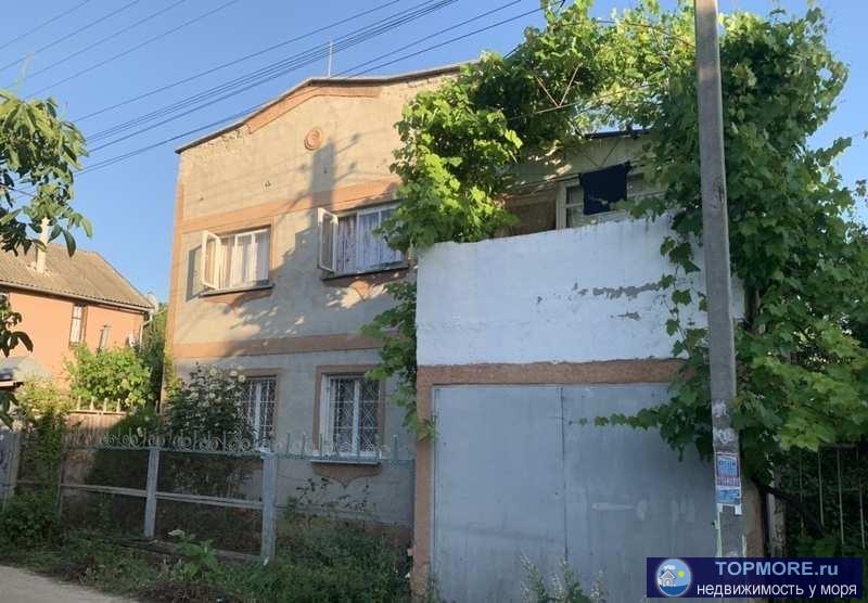 Продается двух этажная дача в поселке Орловка у самого синего моря!  Строение дачи капитальное из ракушки. На первом...