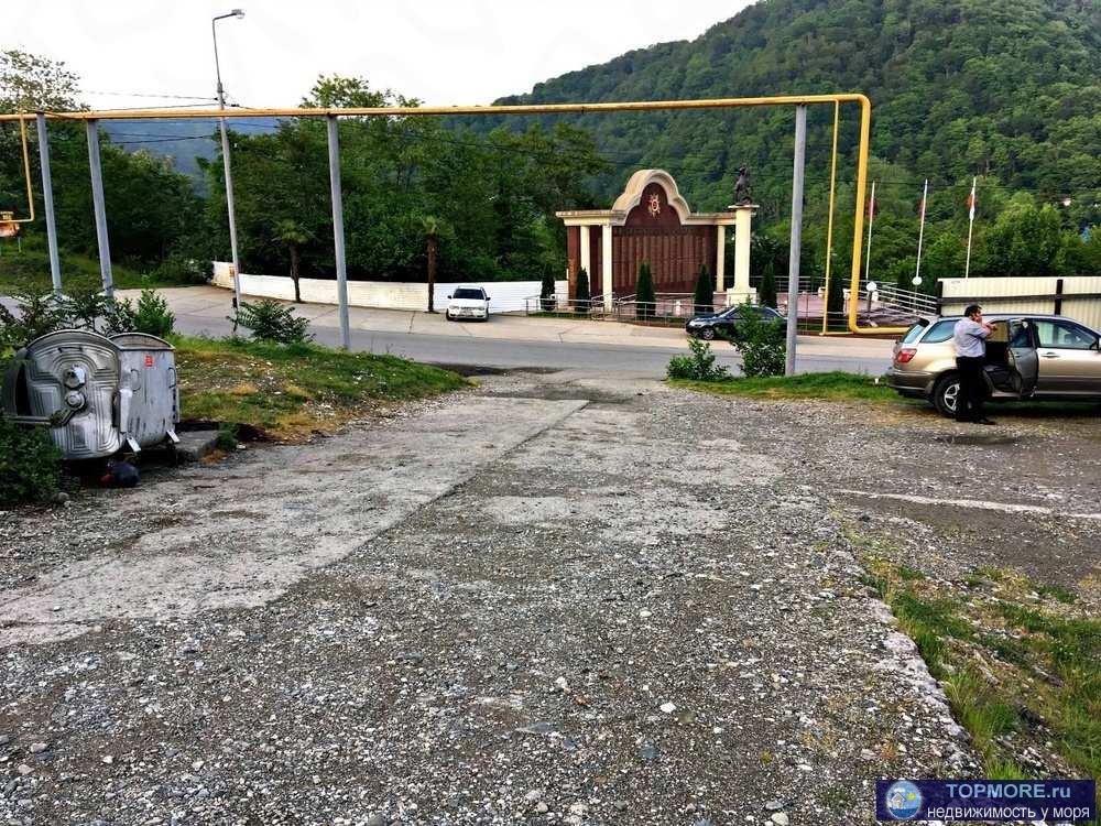 Продается земельный участок площадью 8сот, расположенный на первой линии от дороги по ул.Джапаридзе. Коммуникации по... - 1