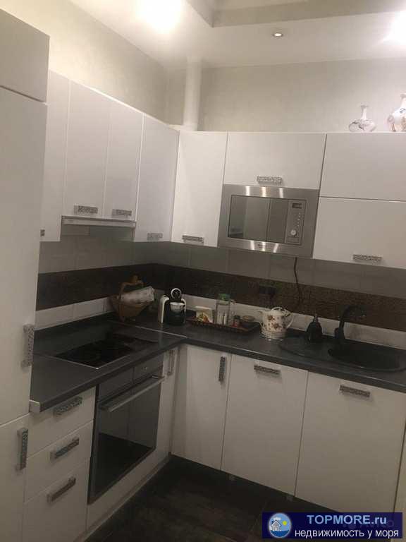 Квартира с ремонтом, мебелью и техникой в жилом комплексе бизнес класса «остров мечты»Квартира видовая, балкон взят в...