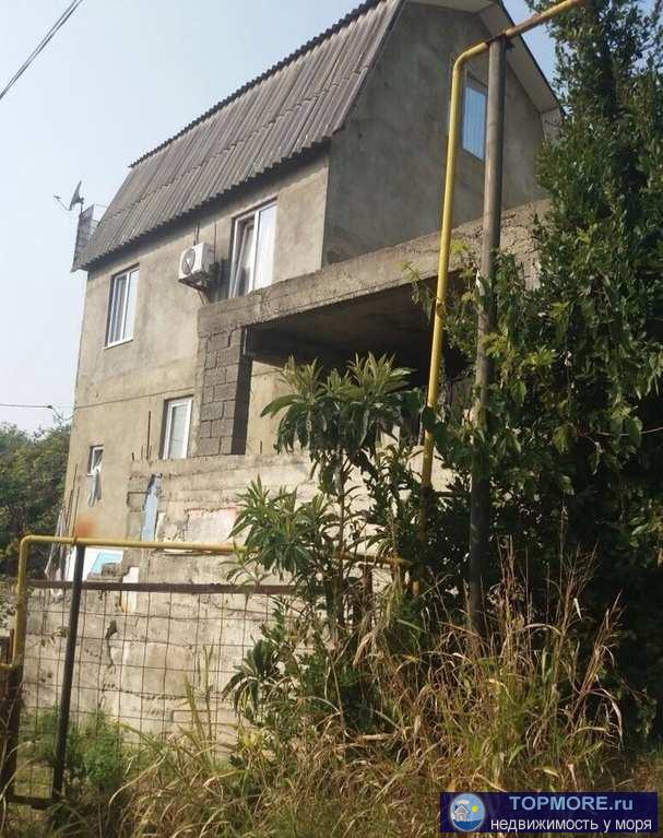 Продаётся дача жилая .свет, вода, газ конализация.имеиться гараж для Авто , торг обмен с доплатой море в шаговой... - 1
