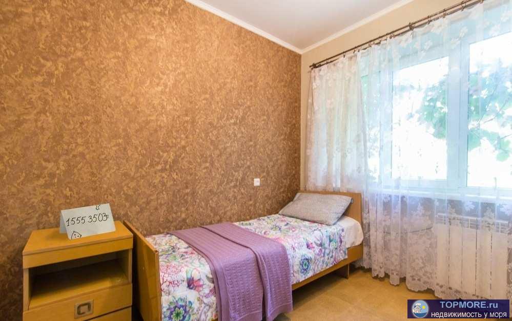 3-к. квартира с двумя раздельными спальнями в тихом зеленом дворе напротив жд вокзала. Идеальное место. Оптимальная,...