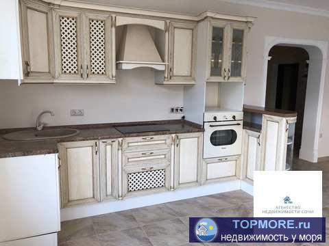 В продаже отличная квартира, для большой семьи. Три спальни, кухня-гостиная, 1 санузел и есть возможность сделать ещё...