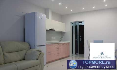 Продаю квартиру в элитном жилом комплексе в 100 метрах от Морского порта. На крыше комплекса открытый бассейн.... - 2