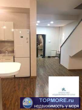 Продаю двухуровневую квартиру в доме бизнес класса. З спальни, два сан.узла, большая кухня - гостиная, 3 террасы.... - 1